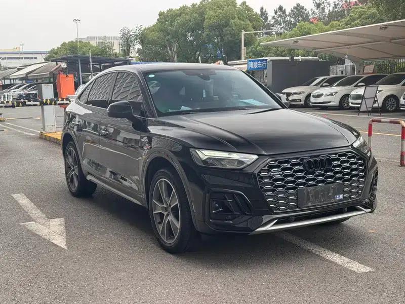 Audi Q5L Sportback 2022 40 TFSI Luxury — миниатюра 3