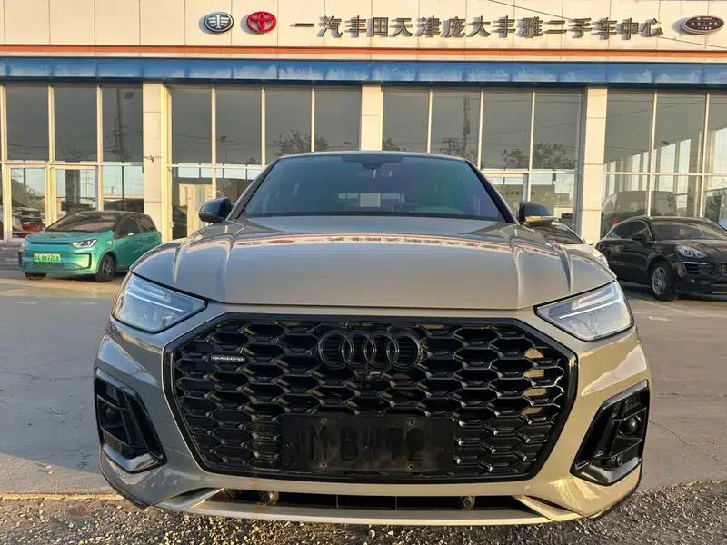 Audi Q5L Sportback 2023 40 TFSI Ice and Snow Sport Edition — миниатюра 2
