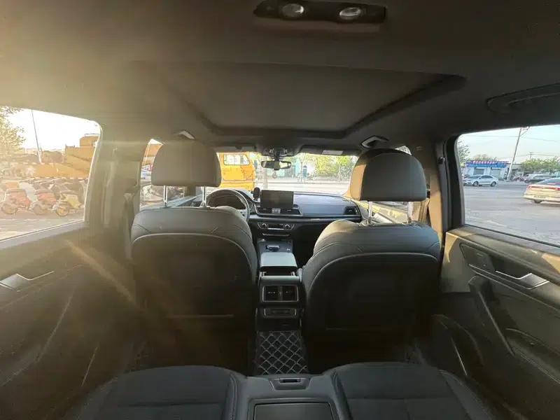 Audi Q5L Sportback 2023 40 TFSI Ice and Snow Sport Edition — миниатюра 20