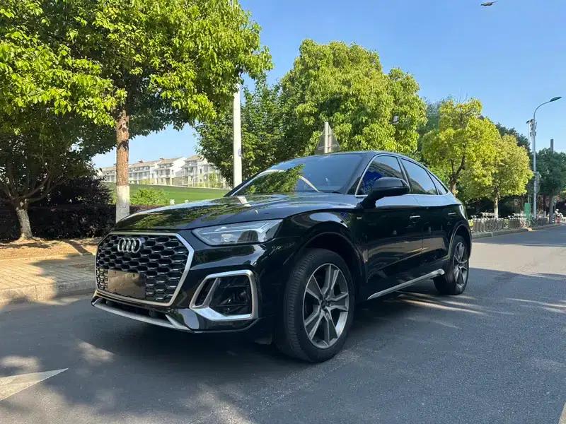 Audi Q5L Sportback 2022 40 TFSI Luxury — миниатюра 1