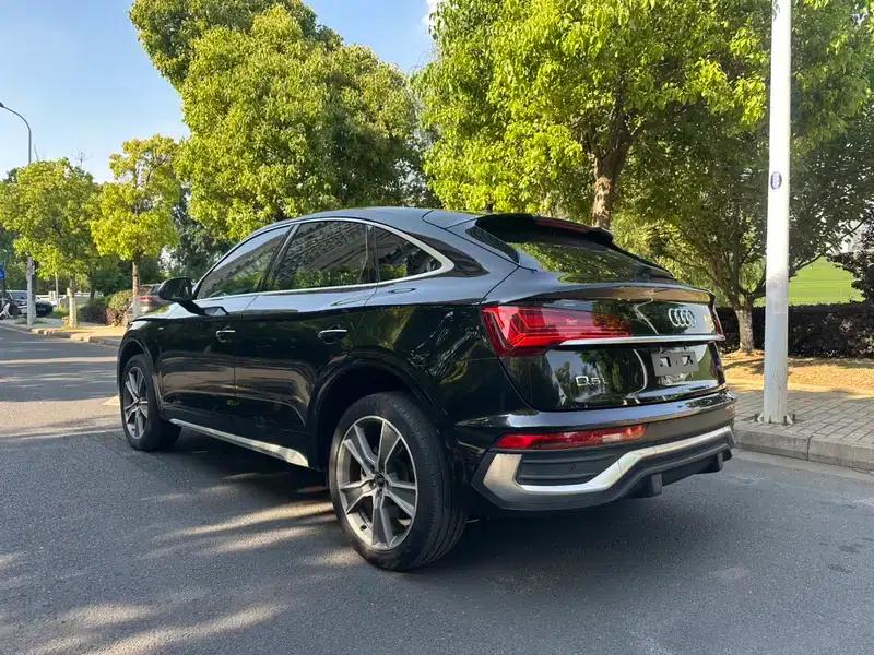 Audi Q5L Sportback 2022 40 TFSI Luxury — миниатюра 4