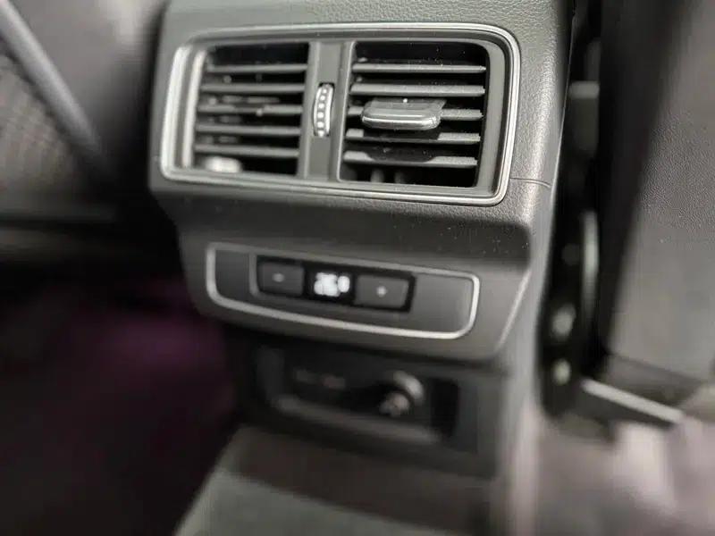 Audi Q5L Sportback 2023 40 TFSI Luxury — миниатюра 13