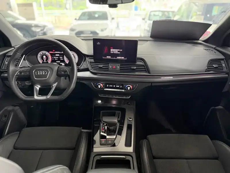 Audi Q5L Sportback 2023 40 TFSI Luxury — миниатюра 19