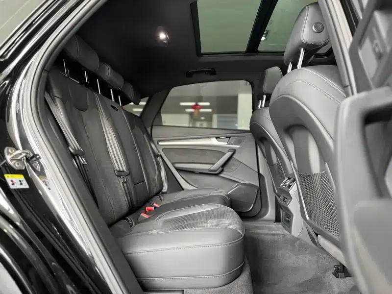 Audi Q5L Sportback 2023 40 TFSI Luxury — миниатюра 21