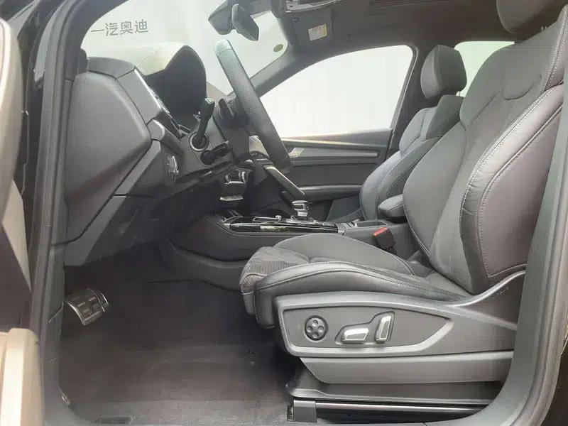 Audi Q5L Sportback 2024 40 TFSI Luxury — миниатюра 16