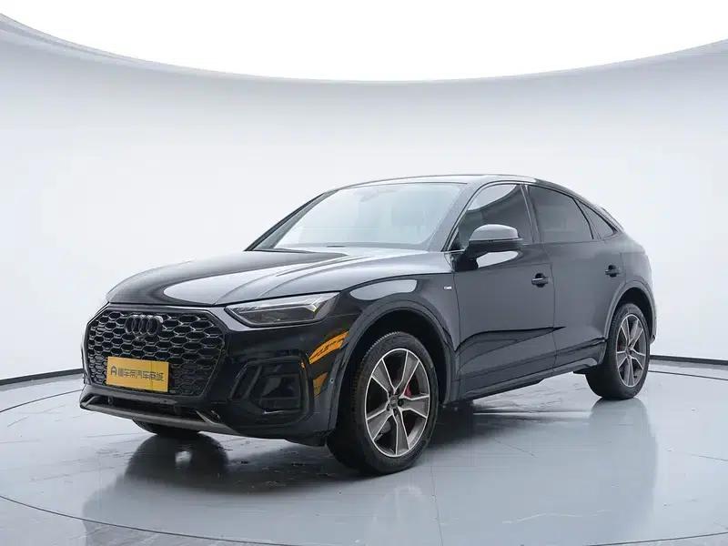 Audi Q5L Sportback 2023 40 TFSI Luxury — миниатюра 1