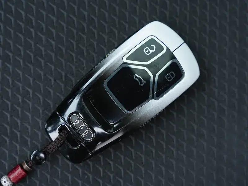 Audi Q5L Sportback 2023 40 TFSI Luxury — миниатюра 11