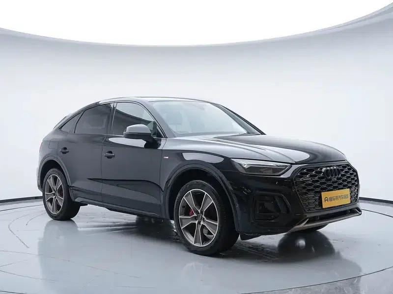 Audi Q5L Sportback 2023 40 TFSI Luxury — миниатюра 3
