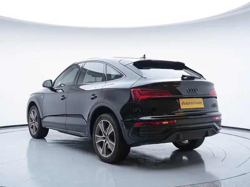 Audi Q5L Sportback 2023 40 TFSI Luxury — миниатюра 5