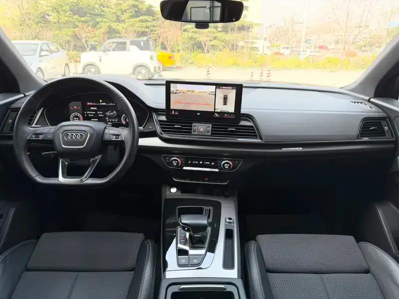 Audi Q5L Sportback 2022 40 TFSI Luxury — миниатюра 6