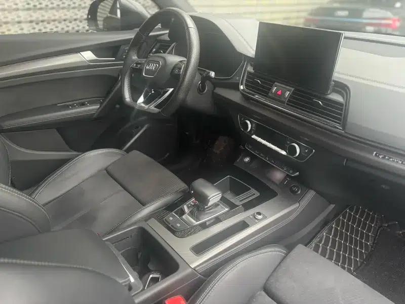 Audi Q5L Sportback 2021 40 TFSI Luxury — миниатюра 17