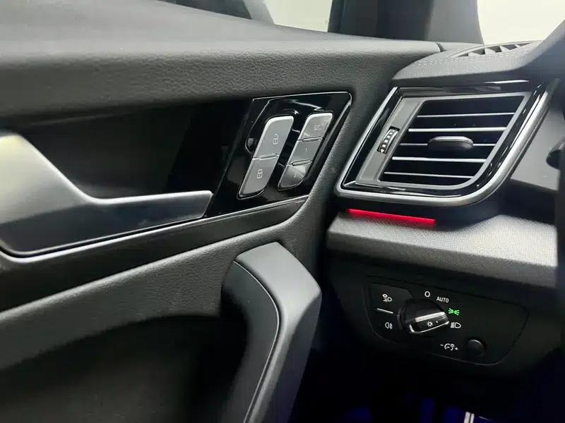 Audi Q5L Sportback 2024 40 TFSI Luxury — миниатюра 18