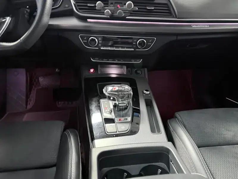 Audi Q5L Sportback 2021 45 TFSI Premium Edition — миниатюра 16