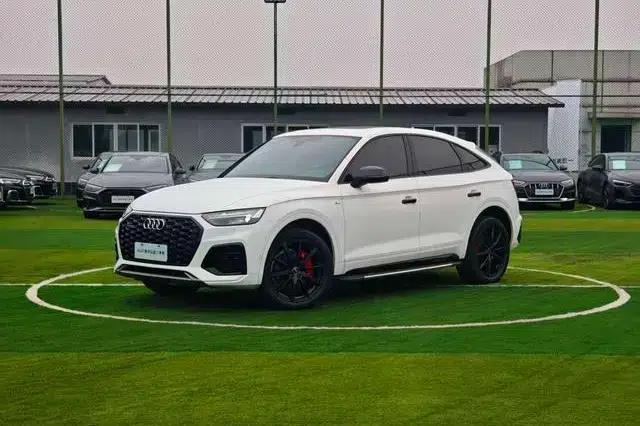 Audi Q5L Sportback 2021 45 TFSI Premium Edition — миниатюра 1