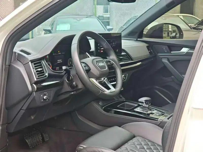 Audi Q5L Sportback 2021 45 TFSI Premium Edition — миниатюра 19