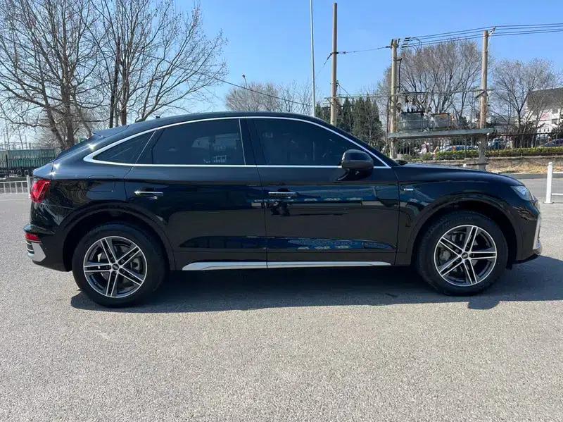 Audi Q5L Sportback 2021 40 TFSI Fashion Edition — миниатюра 6