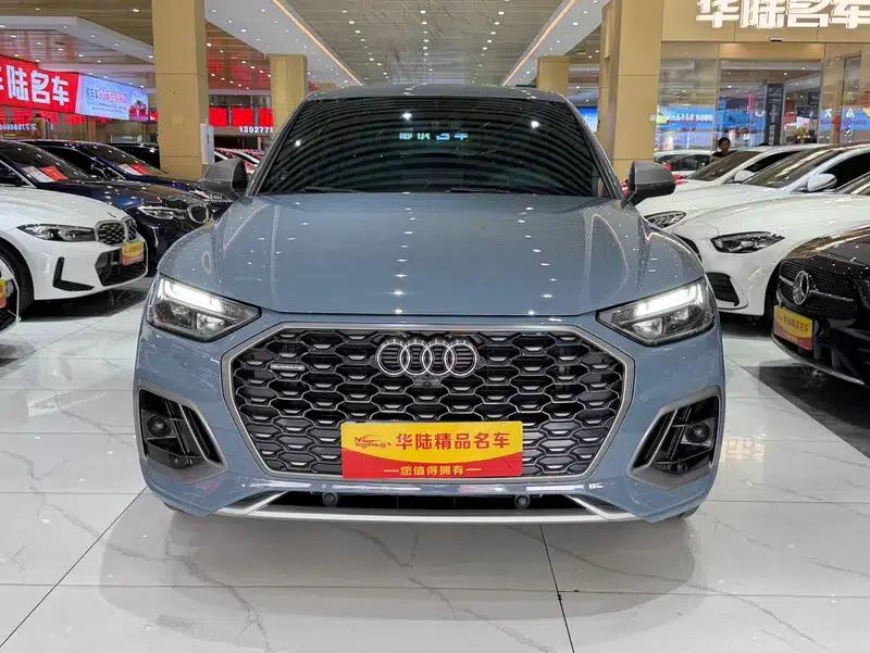 Audi Q5L Sportback 2022 40 TFSI RS Package (Sports Edition) — миниатюра 2