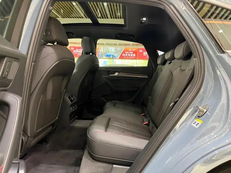 Audi Q5L Sportback 2022 40 TFSI RS Package (Sports Edition) — миниатюра 19