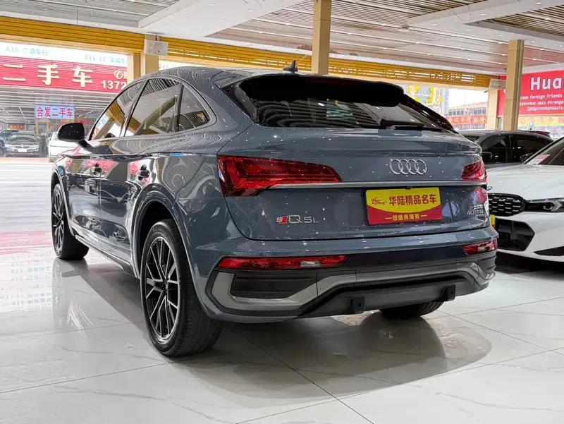 Audi Q5L Sportback 2022 40 TFSI RS Package (Sports Edition) — миниатюра 4