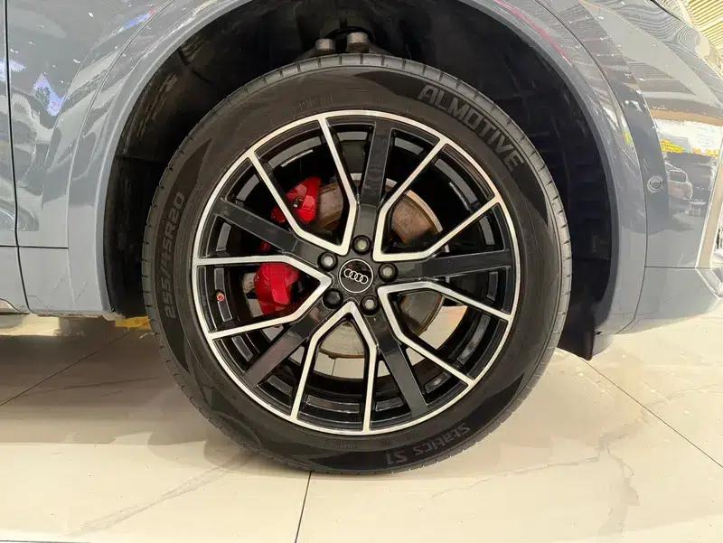 Audi Q5L Sportback 2022 40 TFSI RS Package (Sports Edition) — миниатюра 7