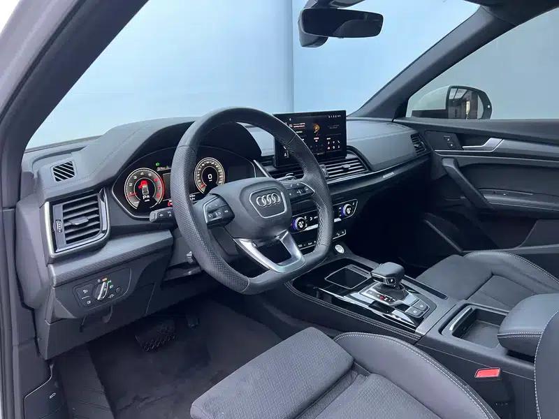 Audi Q5L Sportback 2022 Facelift 40 TFSI Luxury — миниатюра 7