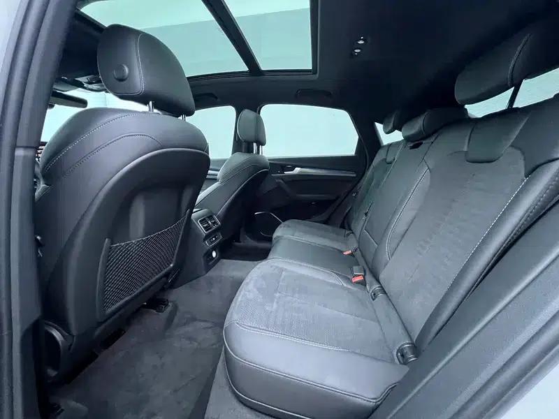 Audi Q5L Sportback 2022 Facelift 40 TFSI Luxury — миниатюра 9