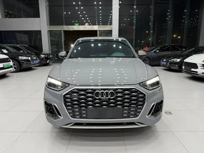 Audi Q5L Sportback 2022 Facelift 40 TFSI Luxury — миниатюра 2
