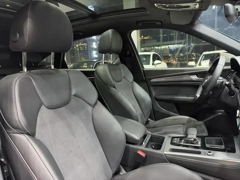 Audi Q5L Sportback 2022 Facelift 40 TFSI Luxury — миниатюра 13