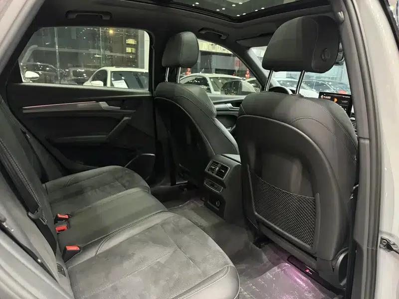 Audi Q5L Sportback 2022 Facelift 40 TFSI Luxury — миниатюра 16