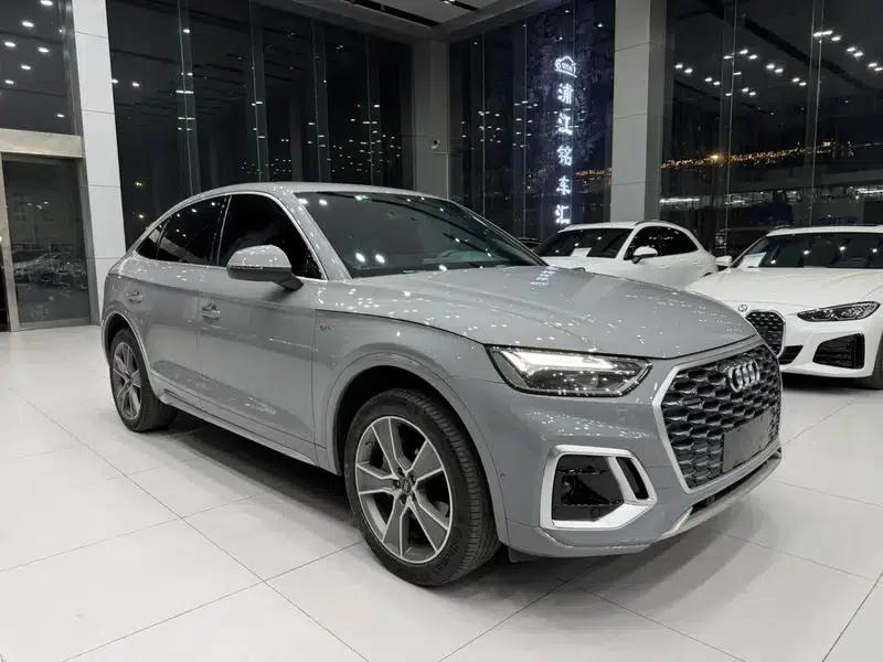 Audi Q5L Sportback 2022 Facelift 40 TFSI Luxury — миниатюра 3