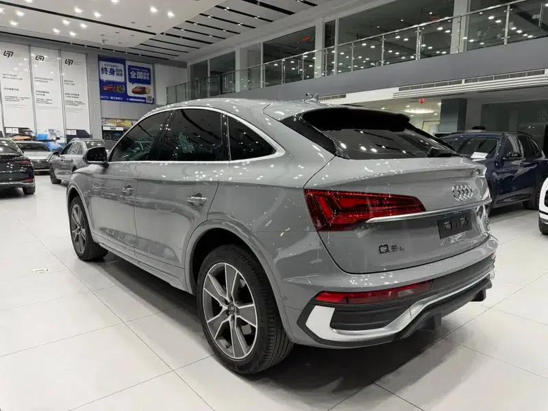 Audi Q5L Sportback 2022 Facelift 40 TFSI Luxury — миниатюра 4