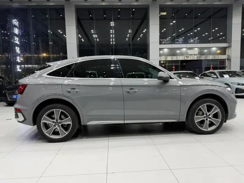 Audi Q5L Sportback 2022 Facelift 40 TFSI Luxury — миниатюра 7