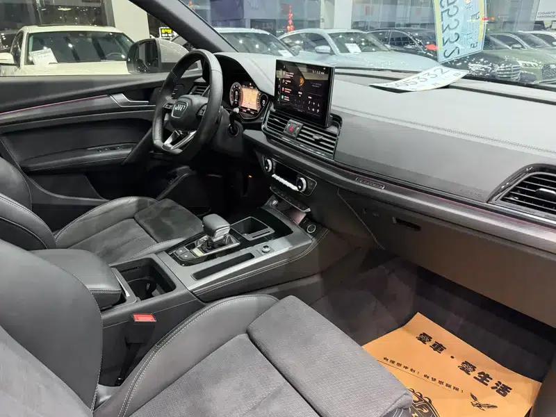 Audi Q5L Sportback 2022 Facelift 40 TFSI Luxury — миниатюра 8