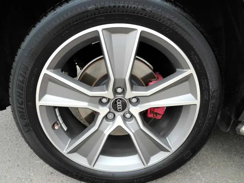 Audi Q5L Sportback 2022 40 TFSI Luxury — миниатюра 11