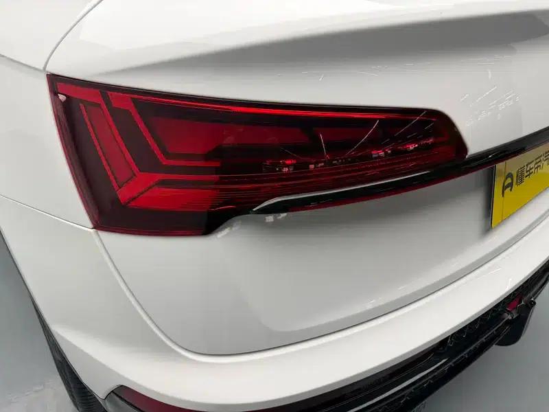 Audi Q5L Sportback 2022 40 TFSI Luxury — миниатюра 13