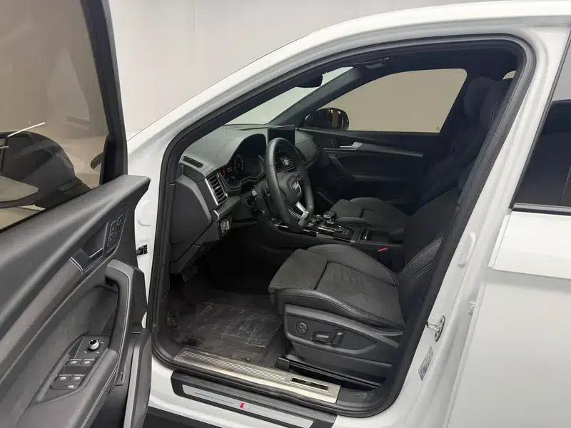 Audi Q5L Sportback 2022 40 TFSI Luxury — миниатюра 17
