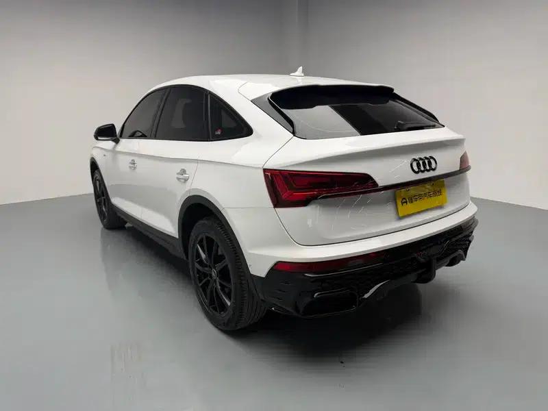 Audi Q5L Sportback 2022 40 TFSI Luxury — миниатюра 5