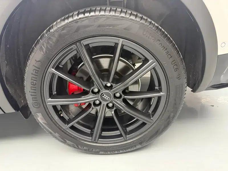 Audi Q5L Sportback 2022 40 TFSI Luxury — миниатюра 9