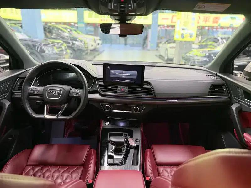 Audi Q5L Sportback 2022 Facelift 40 TFSI Luxury — миниатюра 7