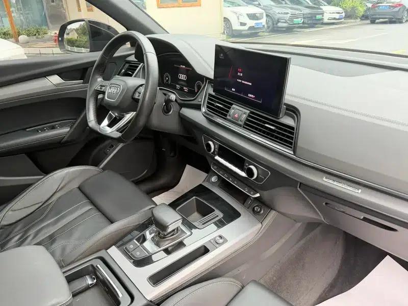 Audi Q5L Sportback 2021 40 TFSI Enjoy Life Edition — миниатюра 10