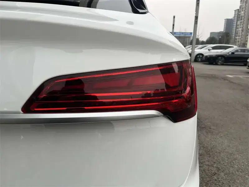 Audi Q5L Sportback 2021 40 TFSI Fashion Edition — миниатюра 8