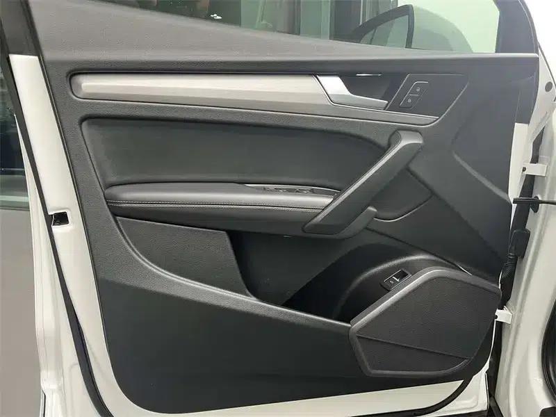 Audi Q5L Sportback 2021 40 TFSI Fashion Edition — миниатюра 9