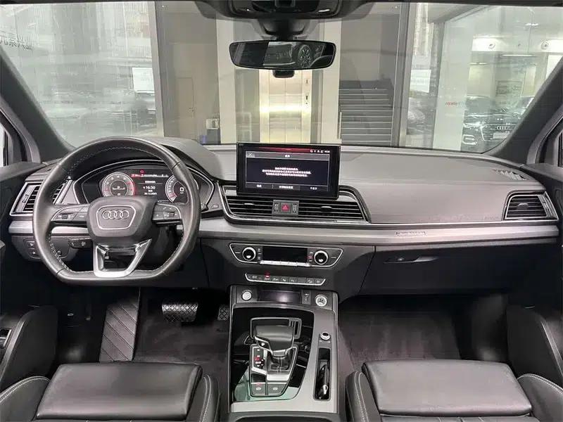 Audi Q5L Sportback 2021 40 TFSI Fashion Edition — миниатюра 10