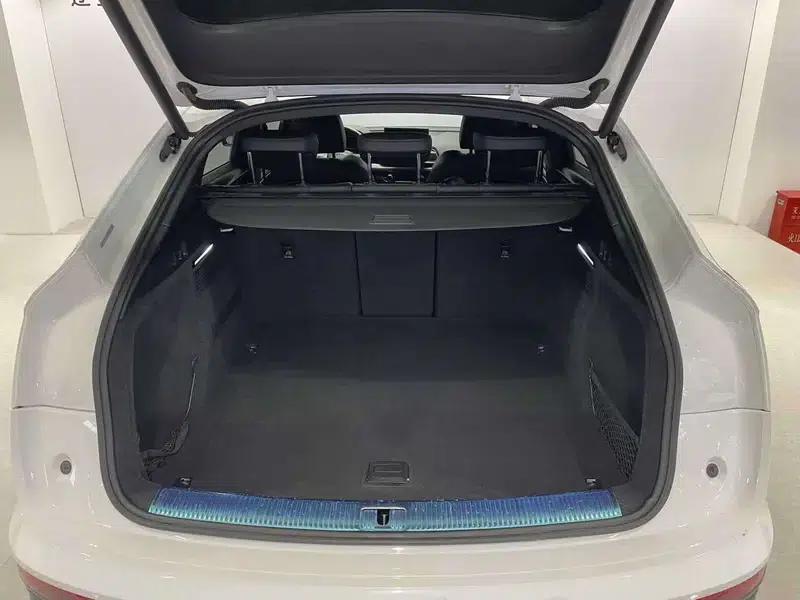 Audi Q5L Sportback 2021 40 TFSI Fashion Edition — миниатюра 10