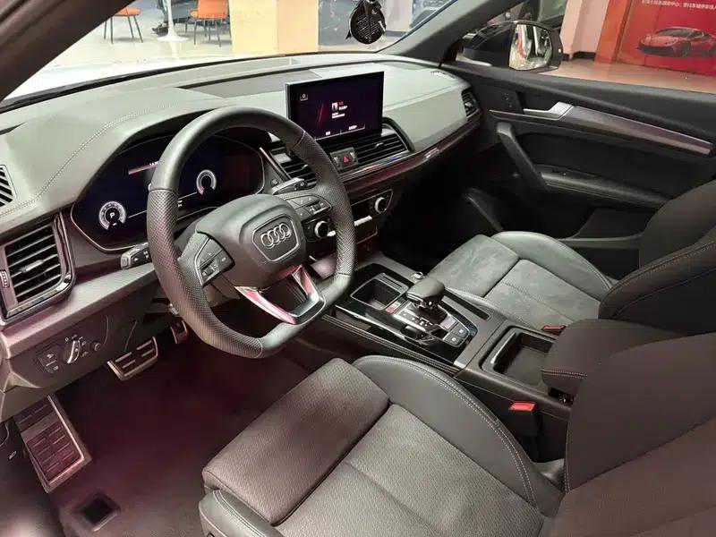 Audi Q5L Sportback 2024 40 TFSI Luxury — миниатюра 11
