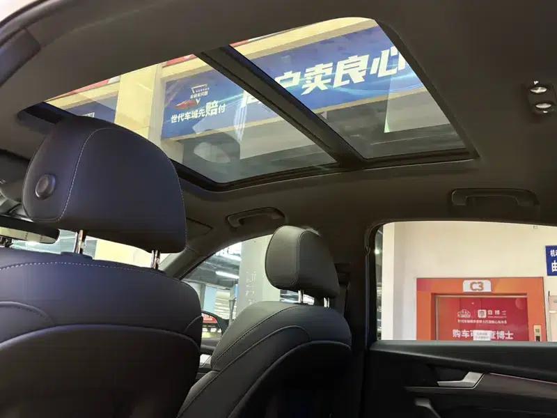 Audi Q5L Sportback 2024 40 TFSI Luxury — миниатюра 13