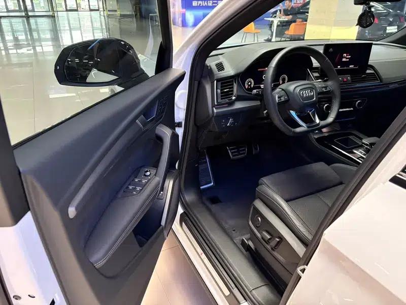 Audi Q5L Sportback 2024 40 TFSI Luxury — миниатюра 16