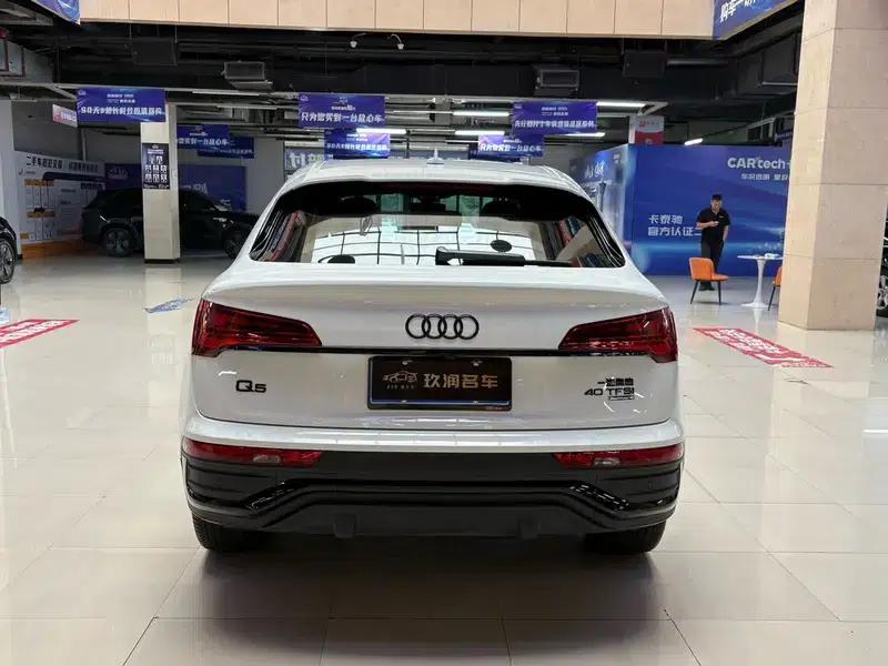 Audi Q5L Sportback 2024 40 TFSI Luxury — миниатюра 4