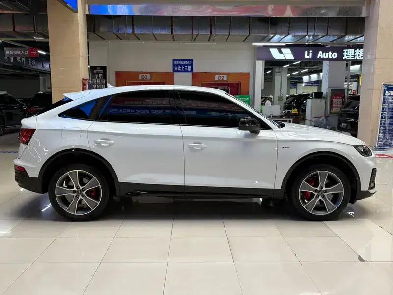 Audi Q5L Sportback 2024 40 TFSI Luxury — миниатюра 6