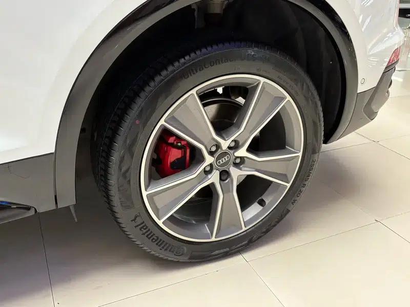Audi Q5L Sportback 2024 40 TFSI Luxury — миниатюра 7